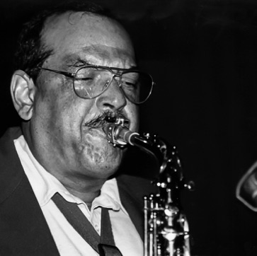 Ernie Watts